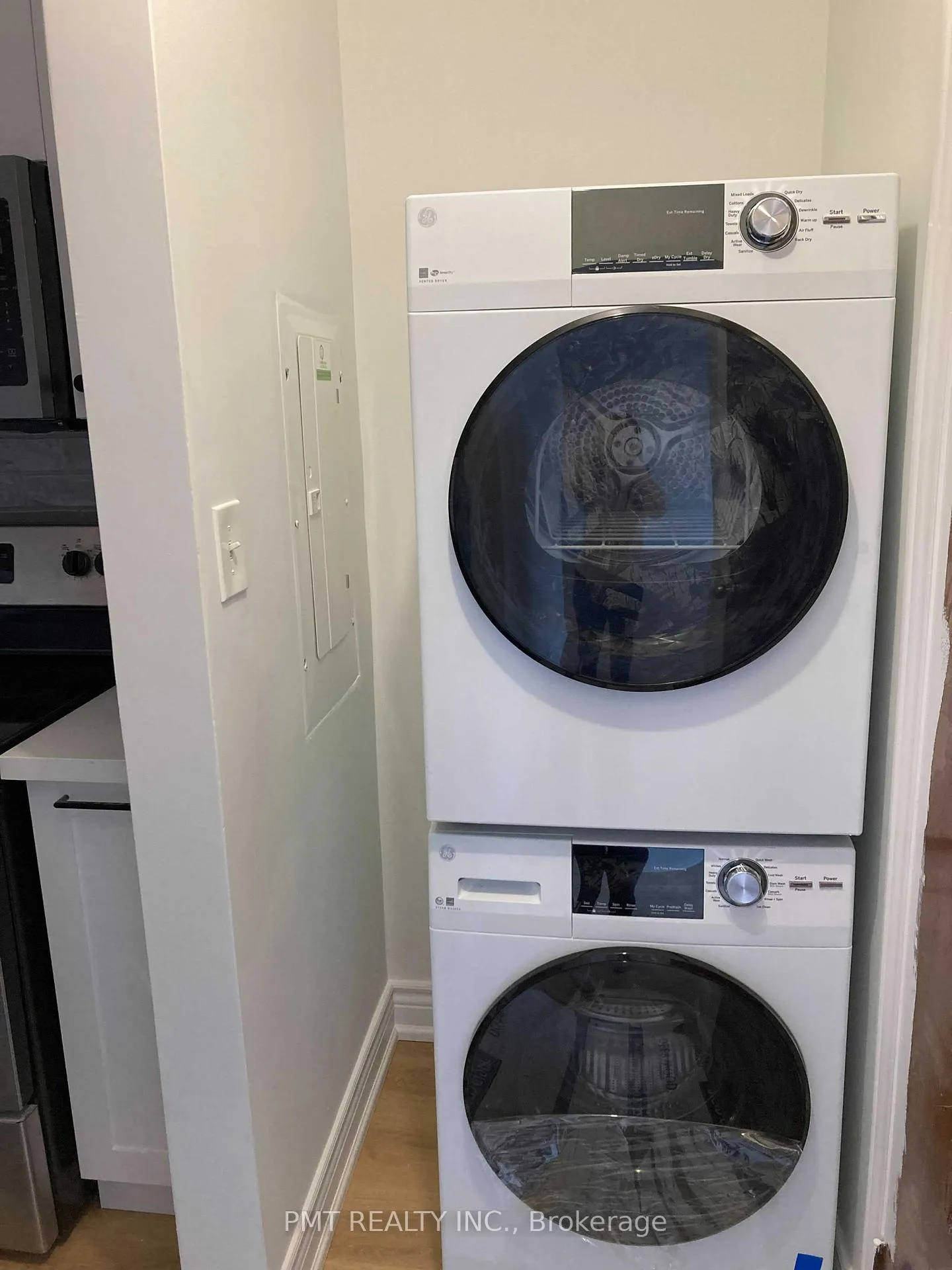 Photo 13 of Unit 2, 598 Lauder Avenue, Toronto, Oakwood Village — HOMEH
