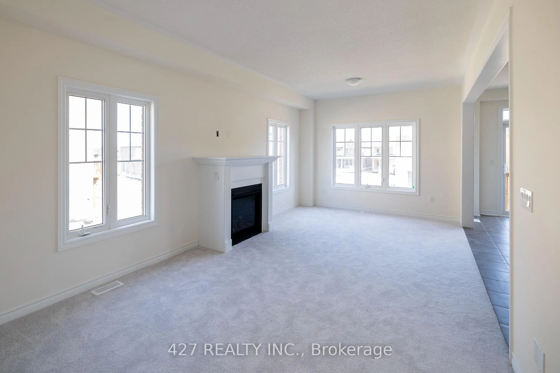 Photo 6 of 61 N Gdn Blvd, Scugog, Port Perry — HOMEH