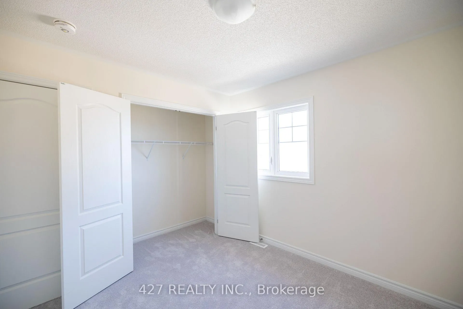 Photo 13 of 61 N Gdn Blvd, Scugog, Port Perry — HOMEH