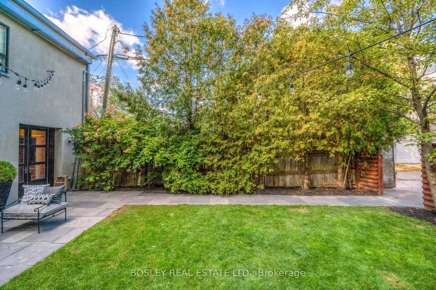 Photo 14 of 9 Peyton Lane, Toronto, South Riverdale — HOMEH