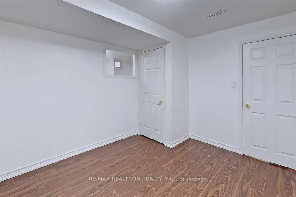 Photo 5 of Unit Bsmnt, 81 Eastvale Drive, Markham, Cedarwood — HOMEH