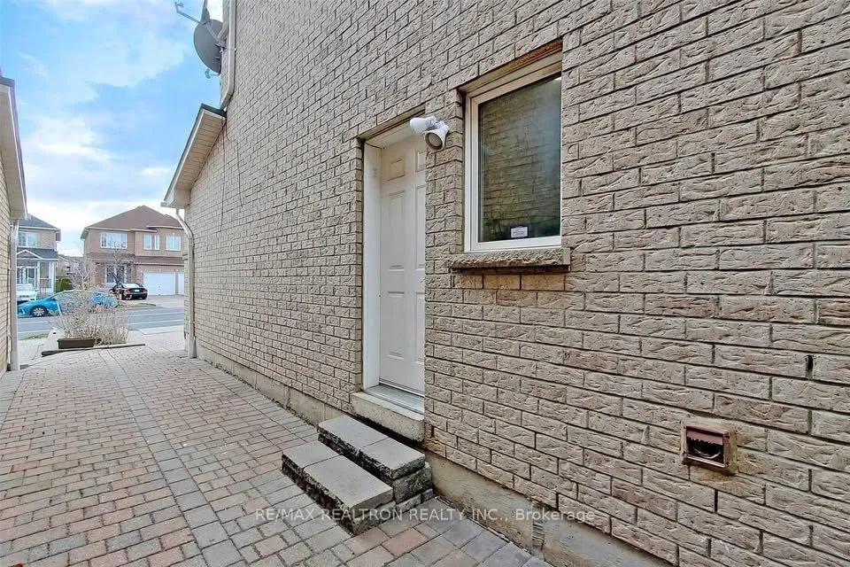 Photo 8 of Unit Bsmnt, 81 Eastvale Drive, Markham, Cedarwood — HOMEH