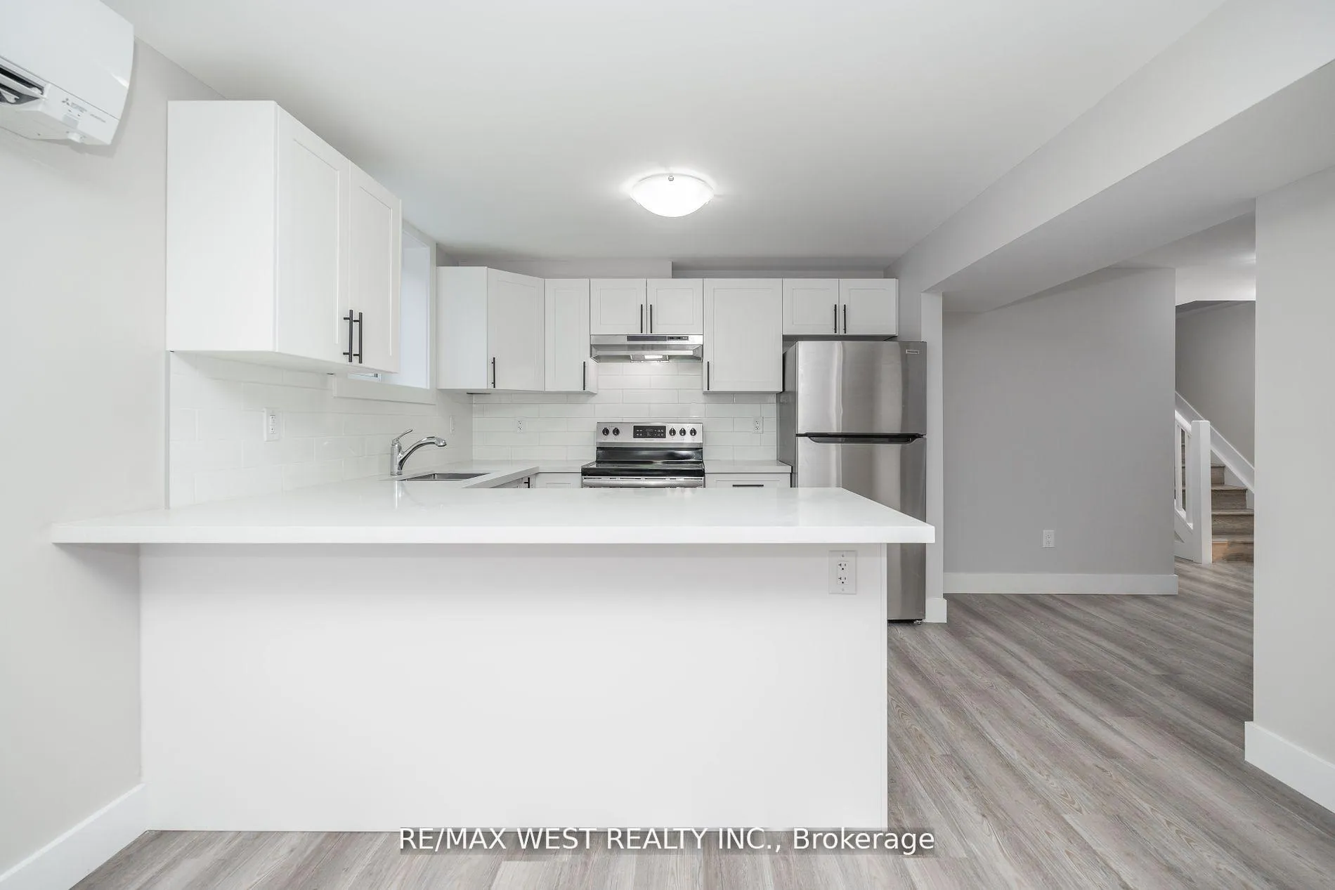 Photo 6 of Unit LOWER, 172 Cundles Road W, Barrie, Sunnidale — HOMEH