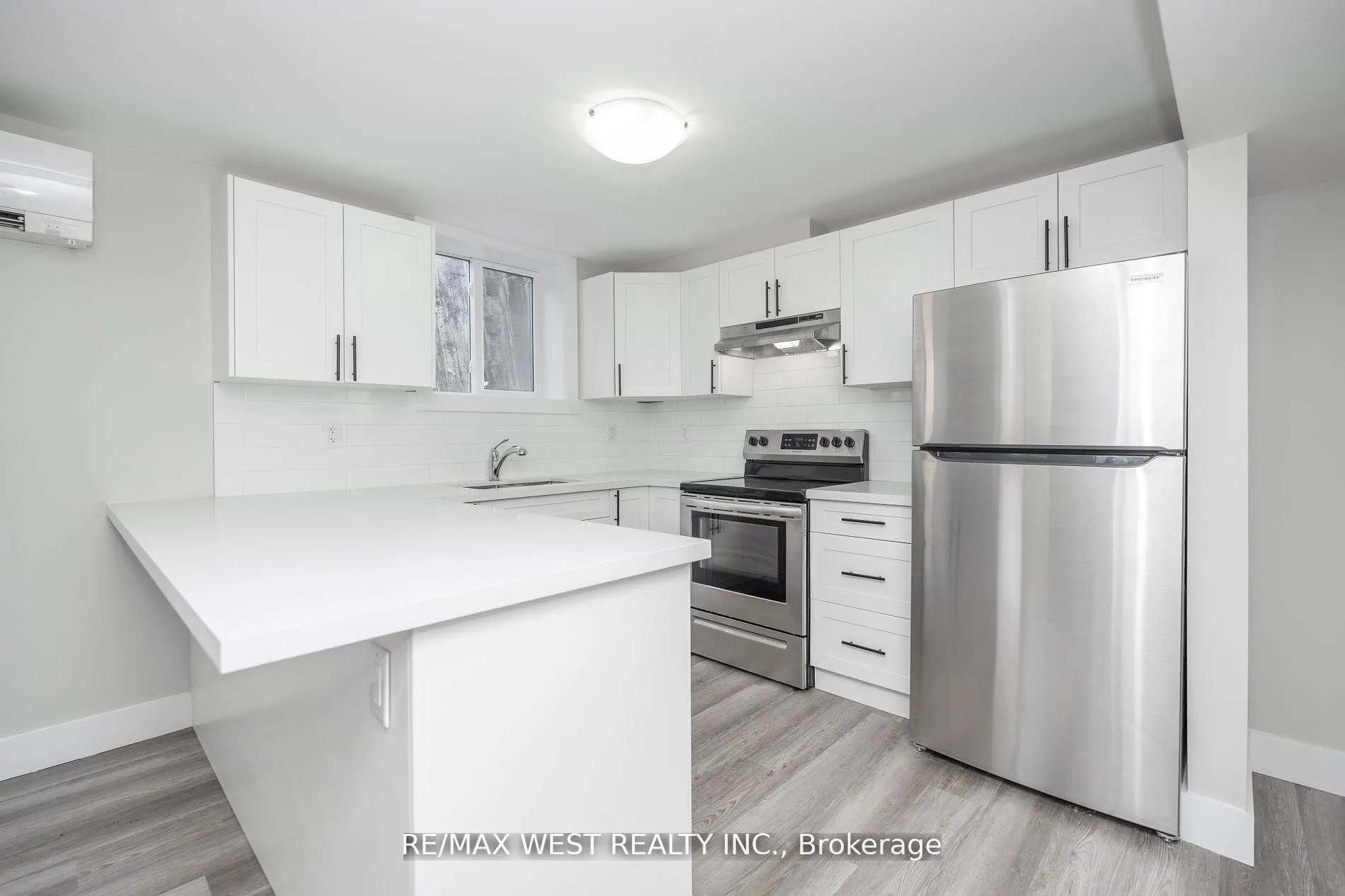 Photo 7 of Unit LOWER, 172 Cundles Road W, Barrie, Sunnidale — HOMEH