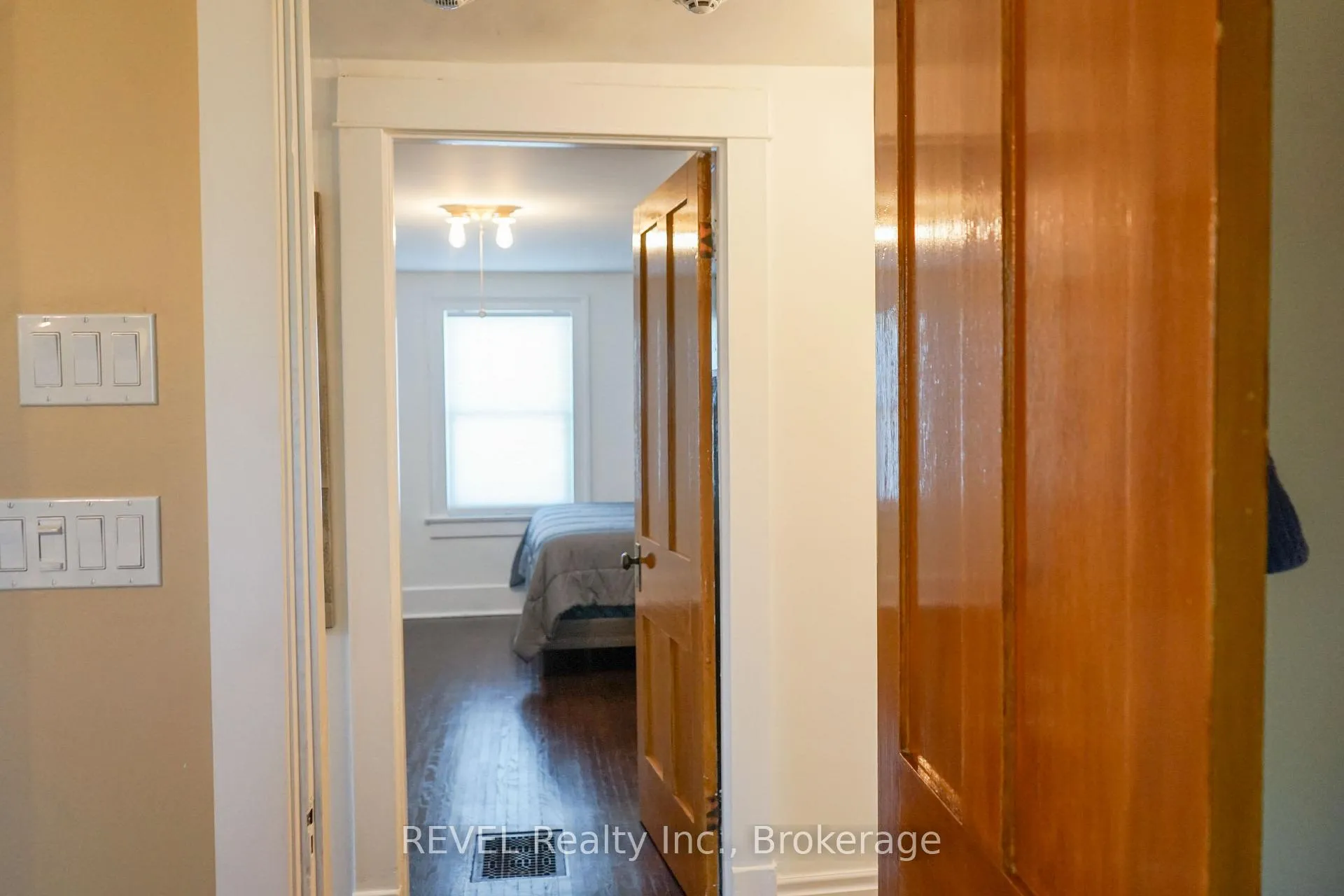 Photo 39 of 4046 Main Street, Niagara Falls, Chippawa — HOMEH
