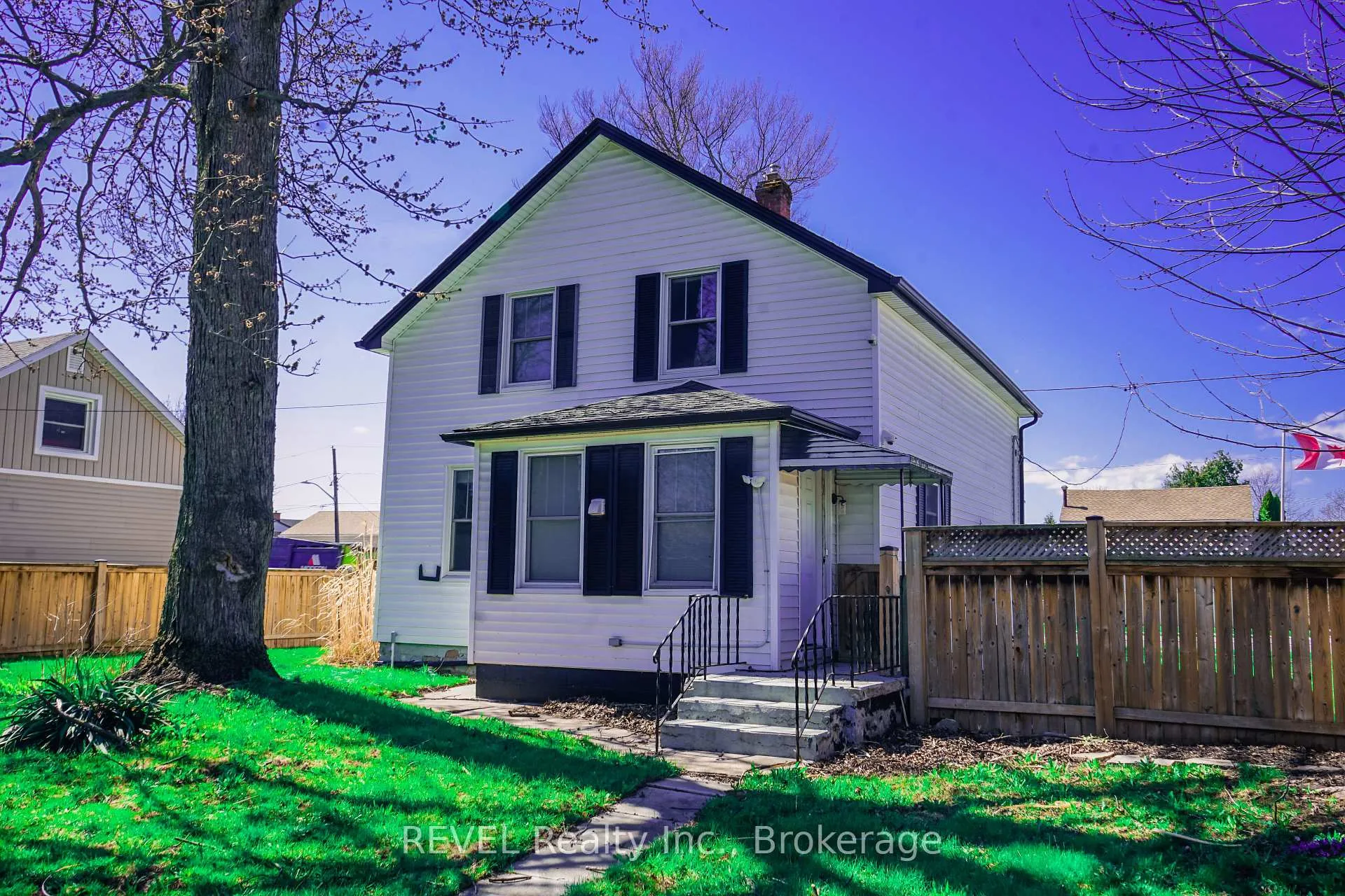 Photo 44 of 4046 Main Street, Niagara Falls, Chippawa — HOMEH