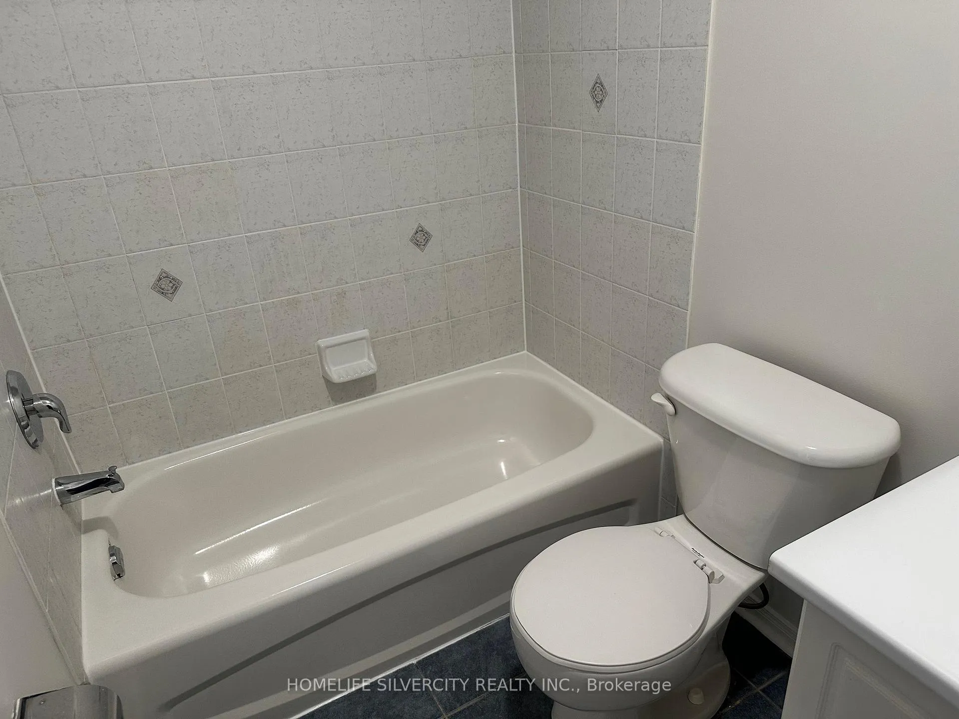 Photo 25 of 111 Rollingwood Drive, Brampton, Fletcher's Creek South — HOMEH