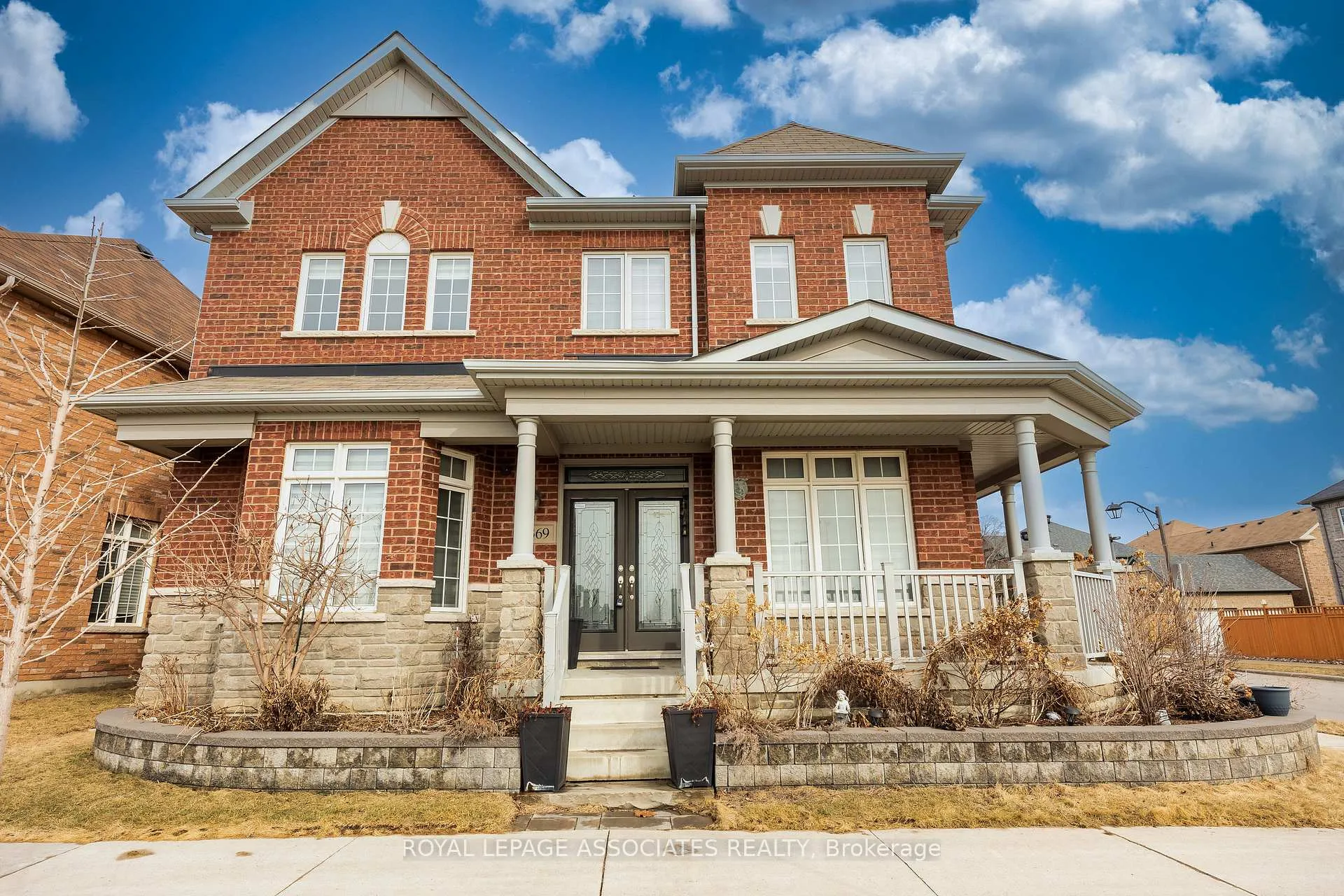 Photo 2 of 369 William Forster Road, Markham, Cornell — HOMEH