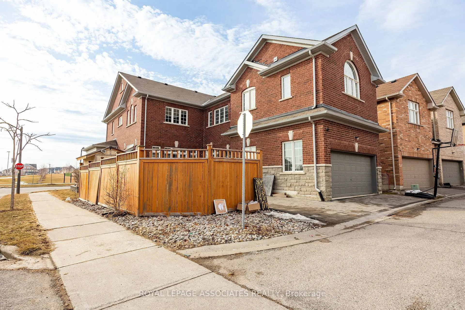 Photo 40 of 369 William Forster Road, Markham, Cornell — HOMEH