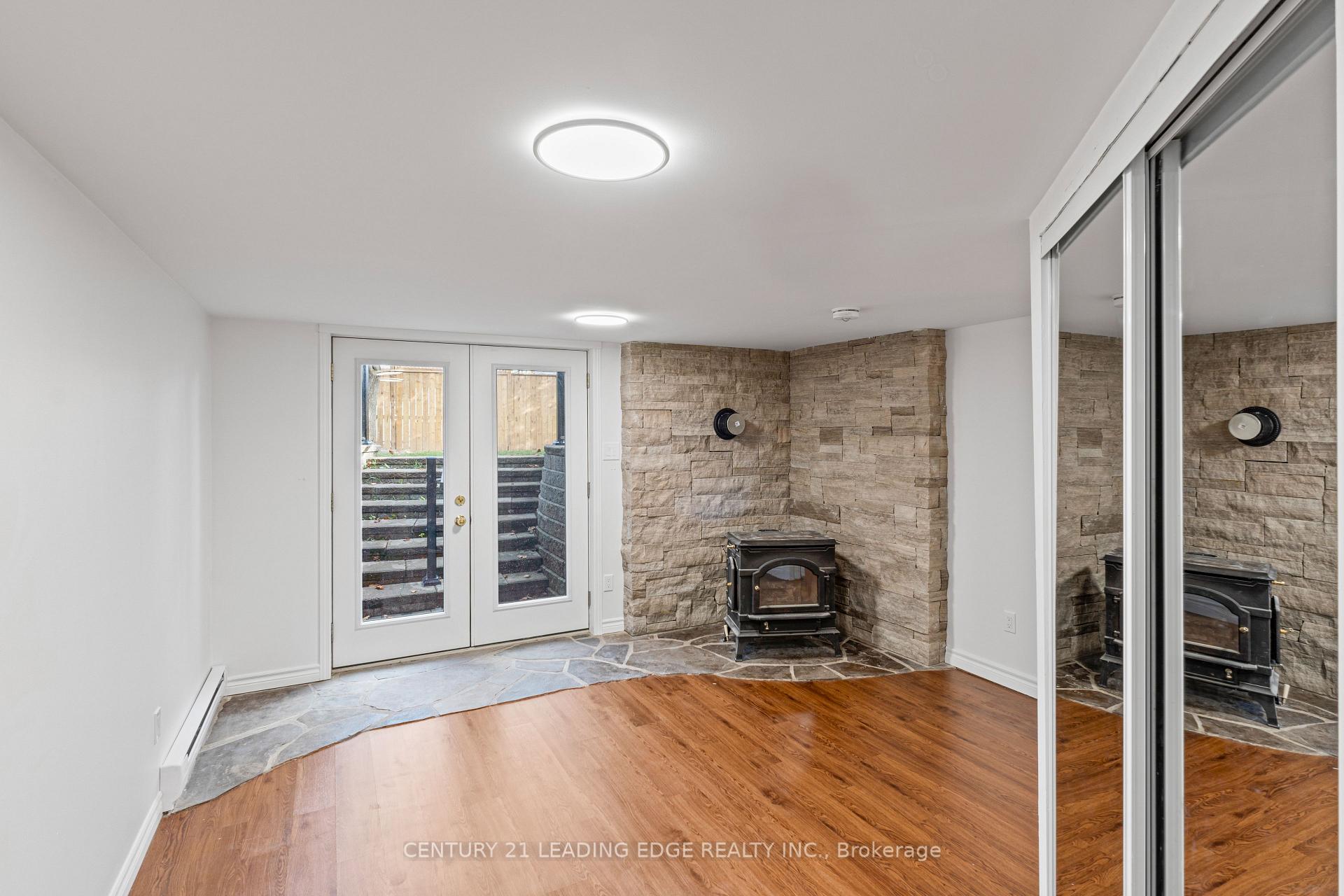 Photo 14 of 31 Strike Avenue, Clarington, Bowmanville — HOMEH