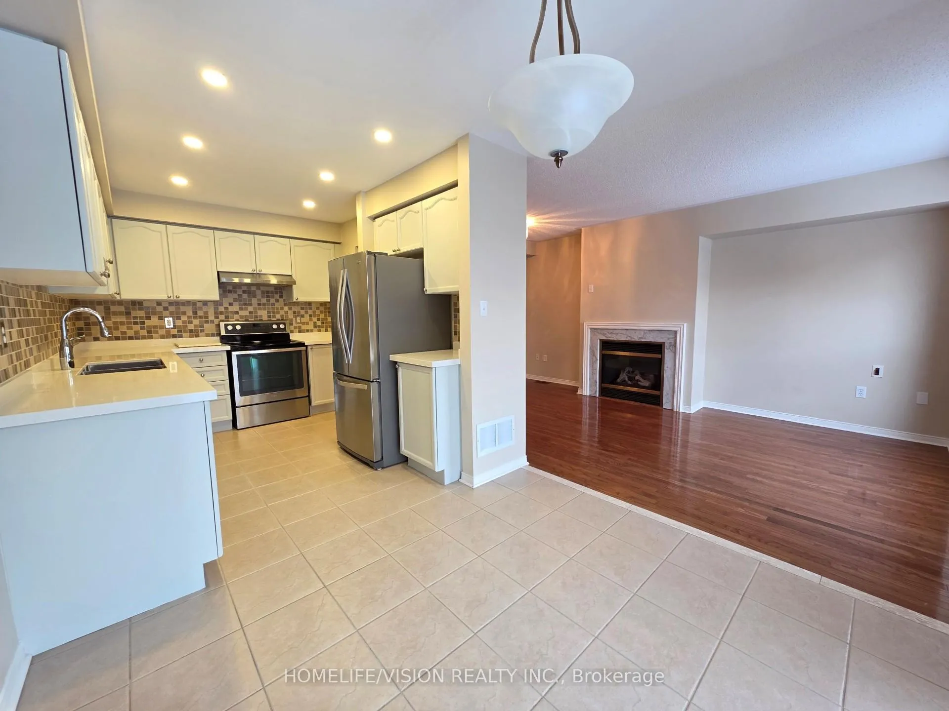 Photo 1 of 54 Mcnally Way, Aurora, Bayview Northeast — HOMEH