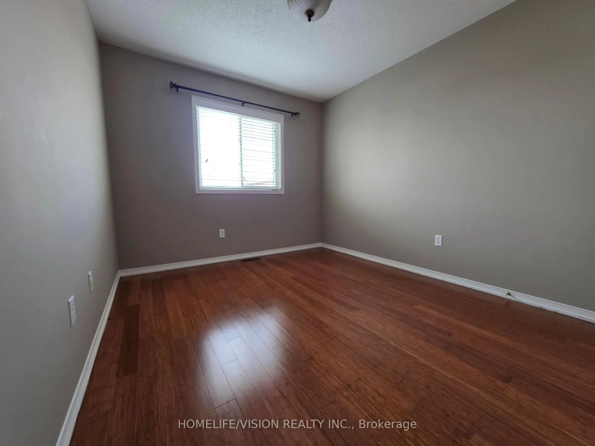 Photo 5 of 54 Mcnally Way, Aurora, Bayview Northeast — HOMEH