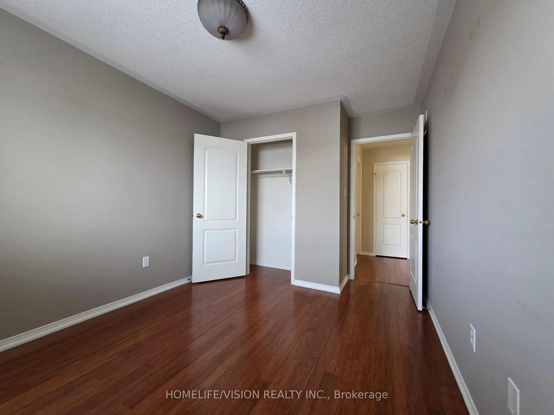 Photo 6 of 54 Mcnally Way, Aurora, Bayview Northeast — HOMEH