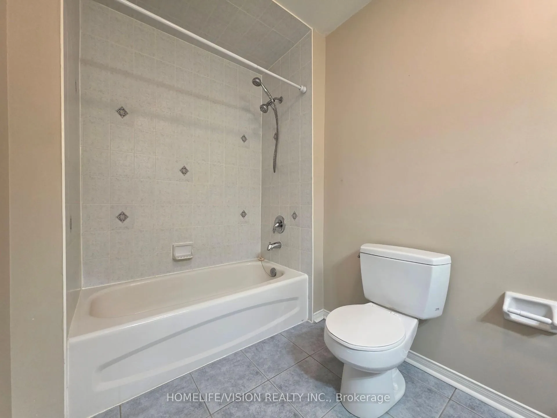 Photo 9 of 54 Mcnally Way, Aurora, Bayview Northeast — HOMEH