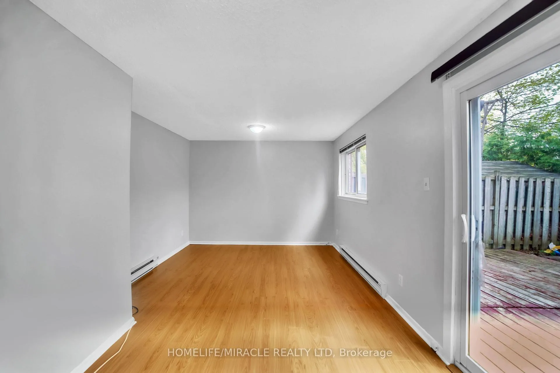 Photo 29 of 22 Rosset Crescent, Brampton, Downtown Brampton — HOMEH