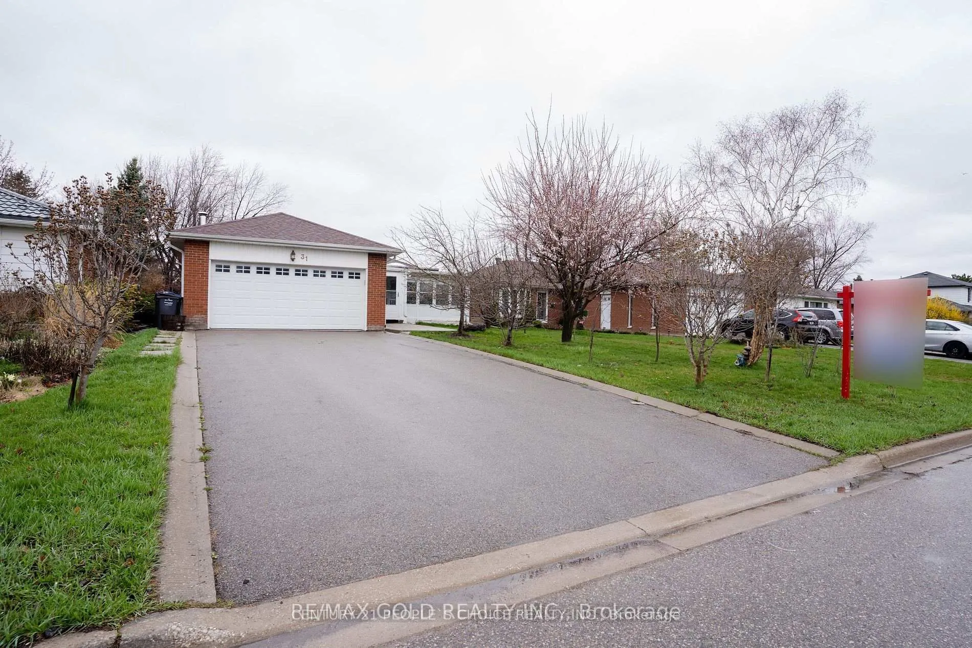Front of 31 Dorchester Drive
