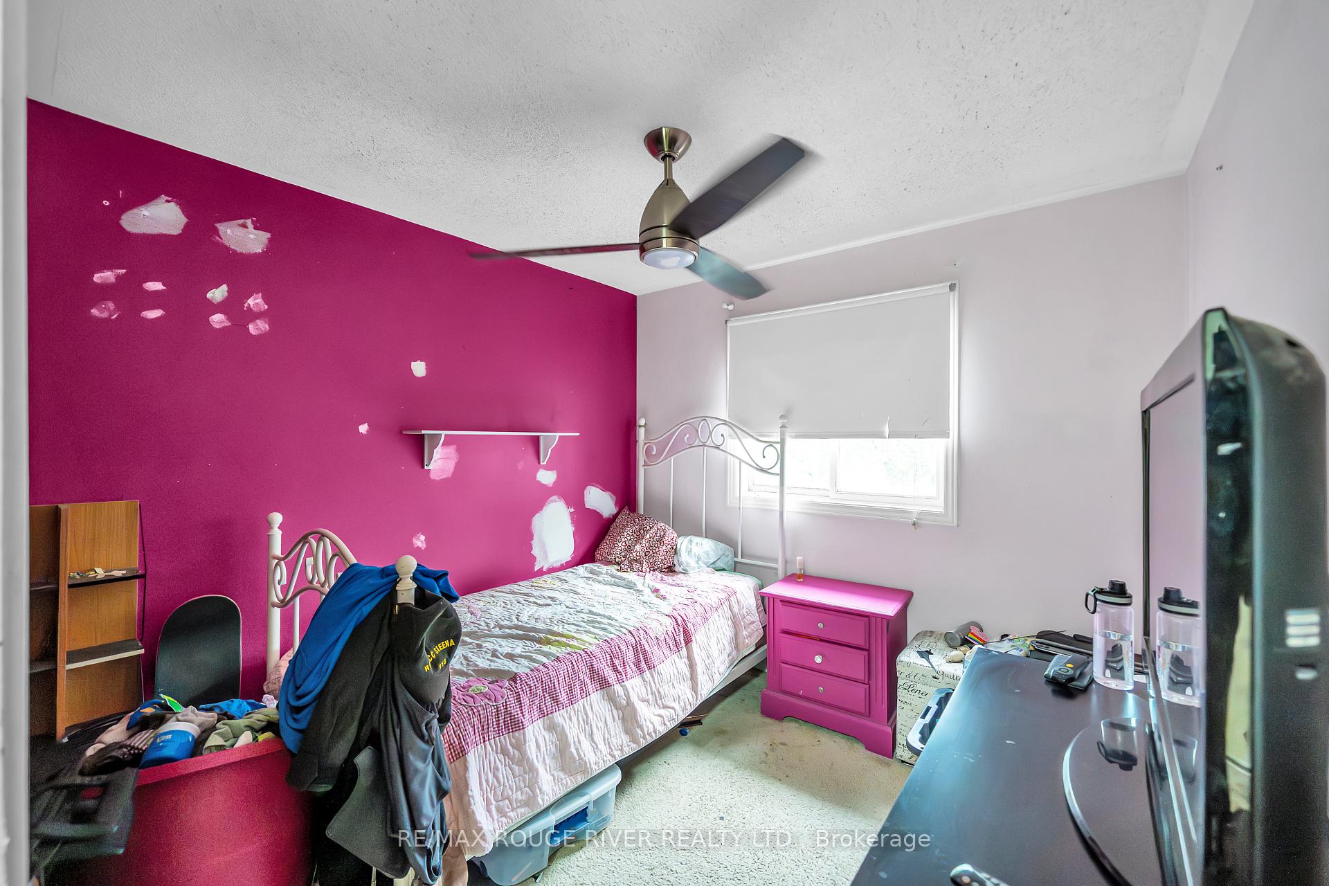 Photo 17 of 17 Fenwick Avenue, Clarington, Bowmanville — HOMEH