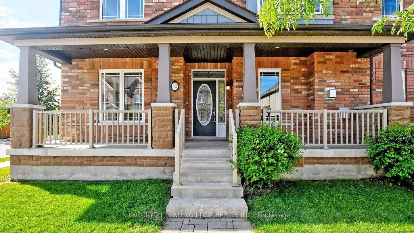 Photo 2 of 42 Stone Jug Avenue, Markham, Cornell — HOMEH