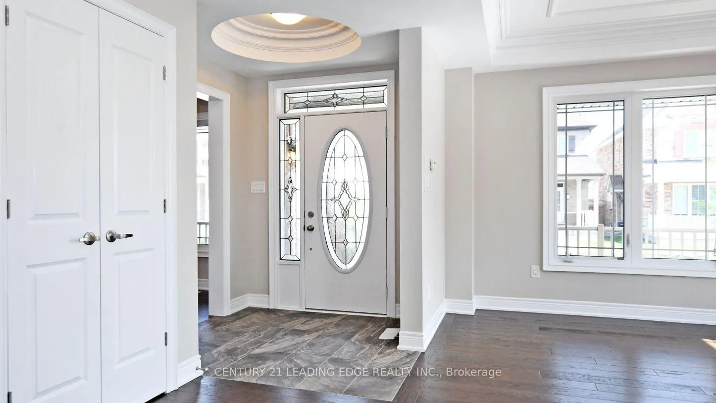 Photo 4 of 42 Stone Jug Avenue, Markham, Cornell — HOMEH