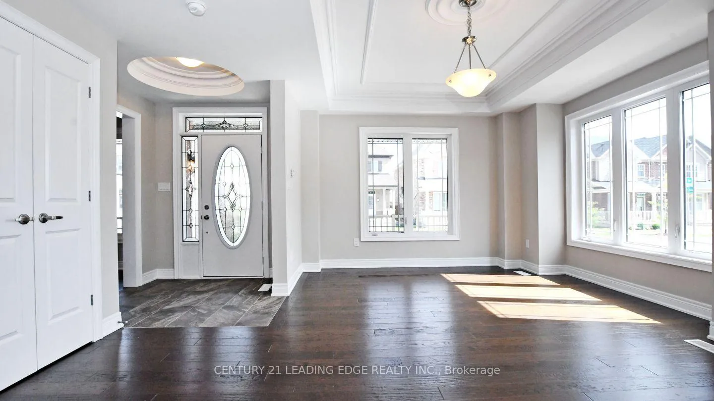 Photo 5 of 42 Stone Jug Avenue, Markham, Cornell — HOMEH