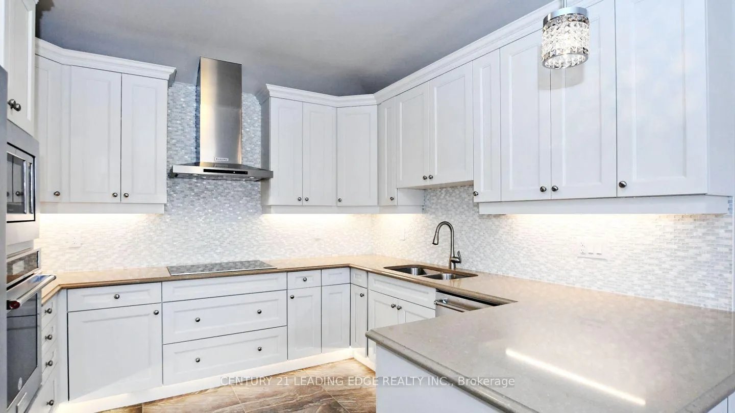 Photo 12 of 42 Stone Jug Avenue, Markham, Cornell — HOMEH