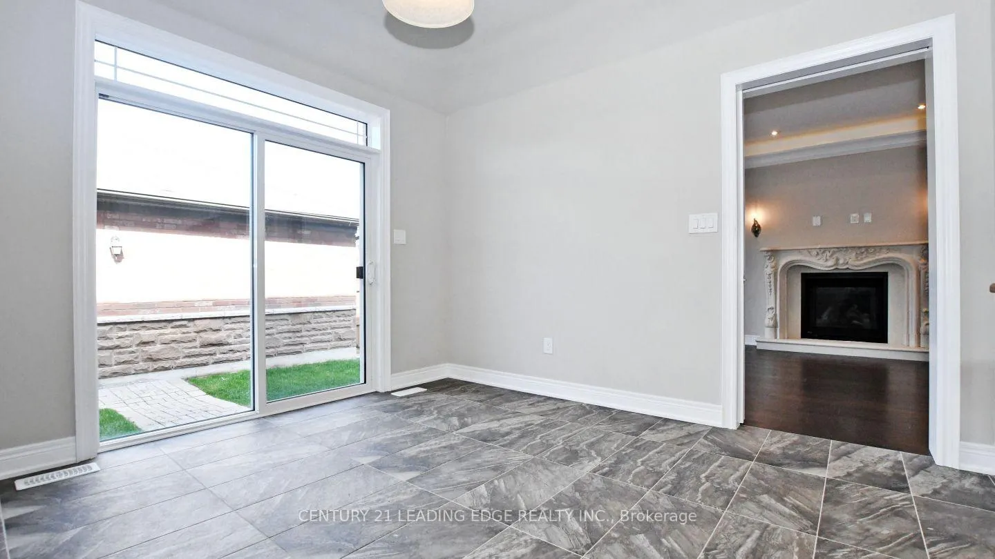 Photo 15 of 42 Stone Jug Avenue, Markham, Cornell — HOMEH