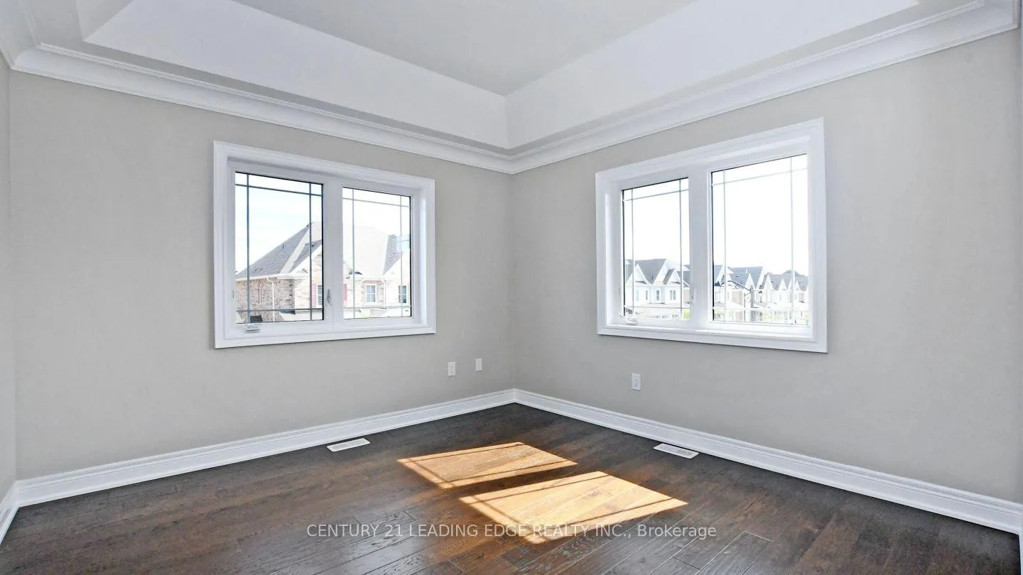 Photo 24 of 42 Stone Jug Avenue, Markham, Cornell — HOMEH