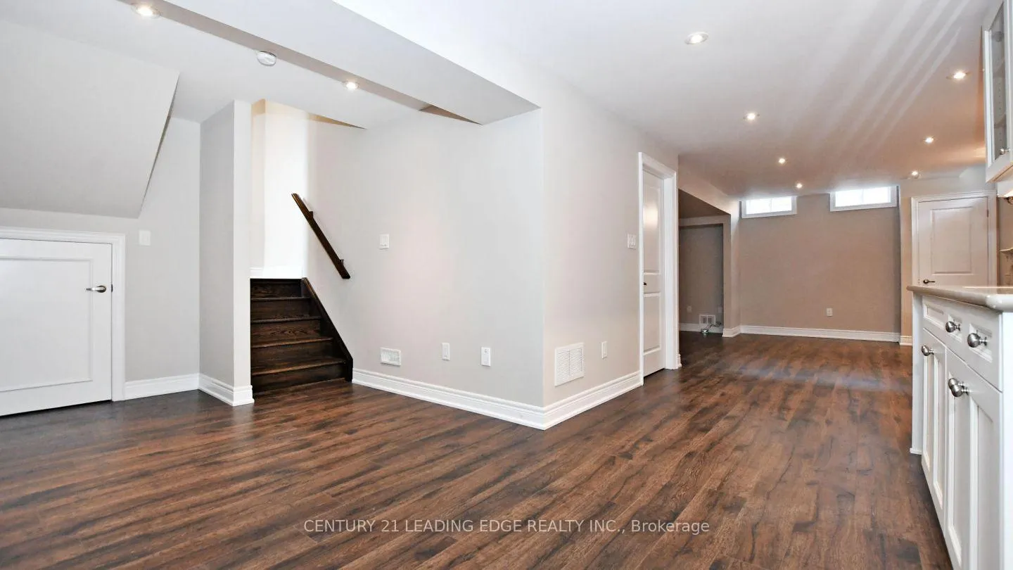 Photo 29 of 42 Stone Jug Avenue, Markham, Cornell — HOMEH