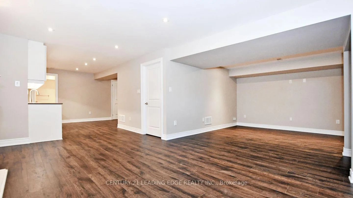 Photo 31 of 42 Stone Jug Avenue, Markham, Cornell — HOMEH
