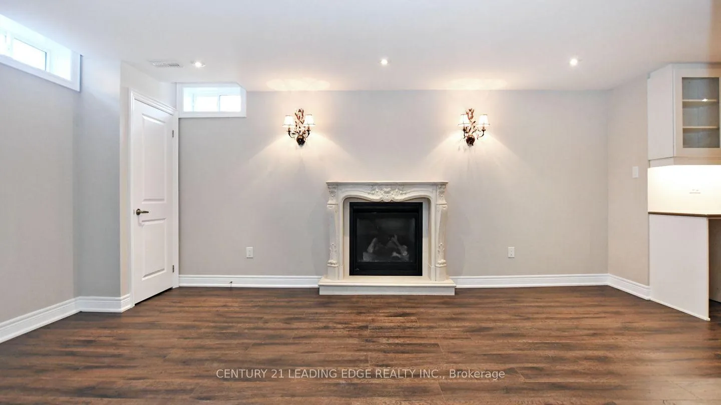 Photo 32 of 42 Stone Jug Avenue, Markham, Cornell — HOMEH