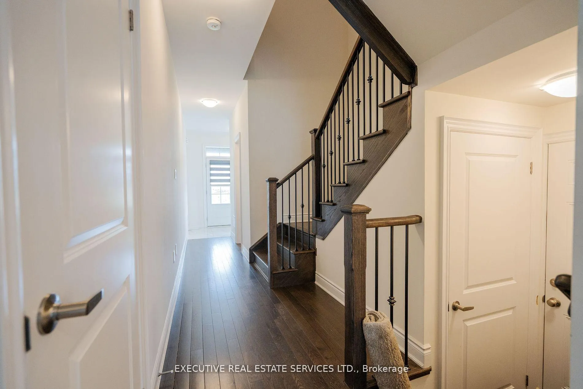 Photo 9 of 35 Moorhart Crescent, Caledon, Rural Caledon — HOMEH