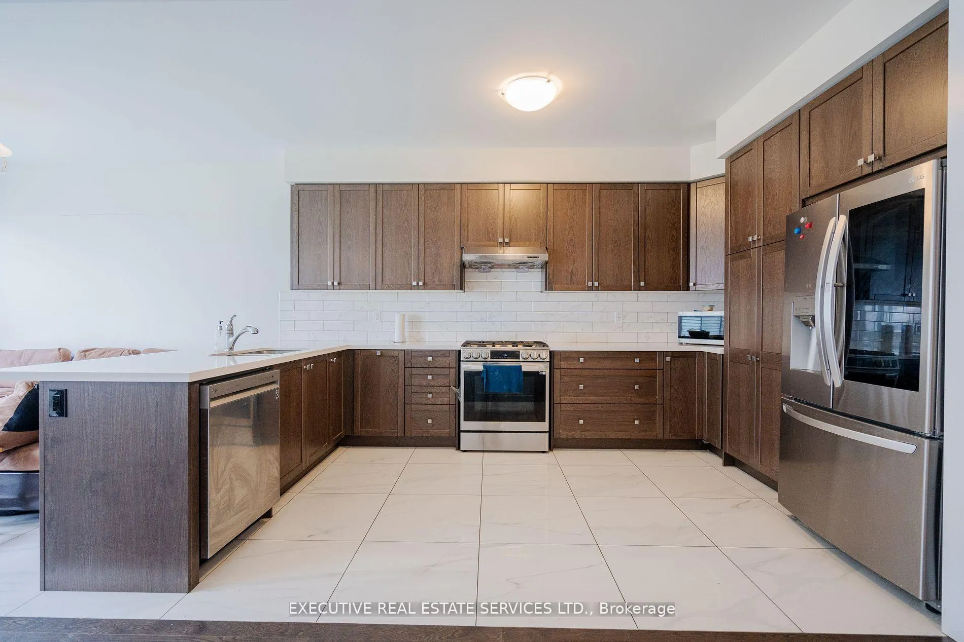 Photo 12 of 35 Moorhart Crescent, Caledon, Rural Caledon — HOMEH