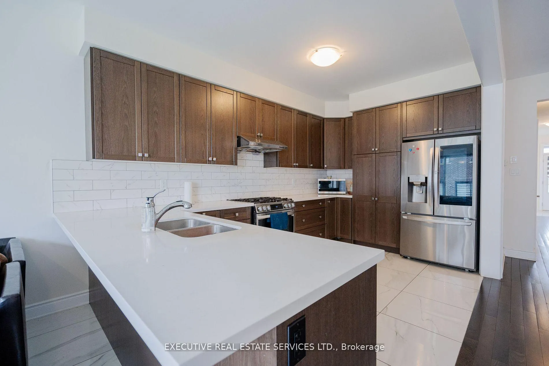 Photo 13 of 35 Moorhart Crescent, Caledon, Rural Caledon — HOMEH