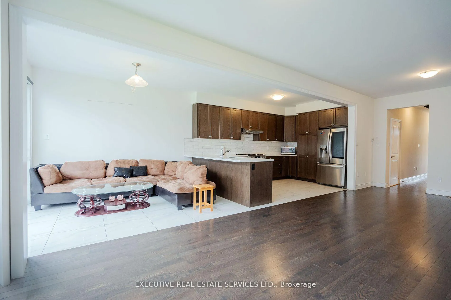 Photo 17 of 35 Moorhart Crescent, Caledon, Rural Caledon — HOMEH