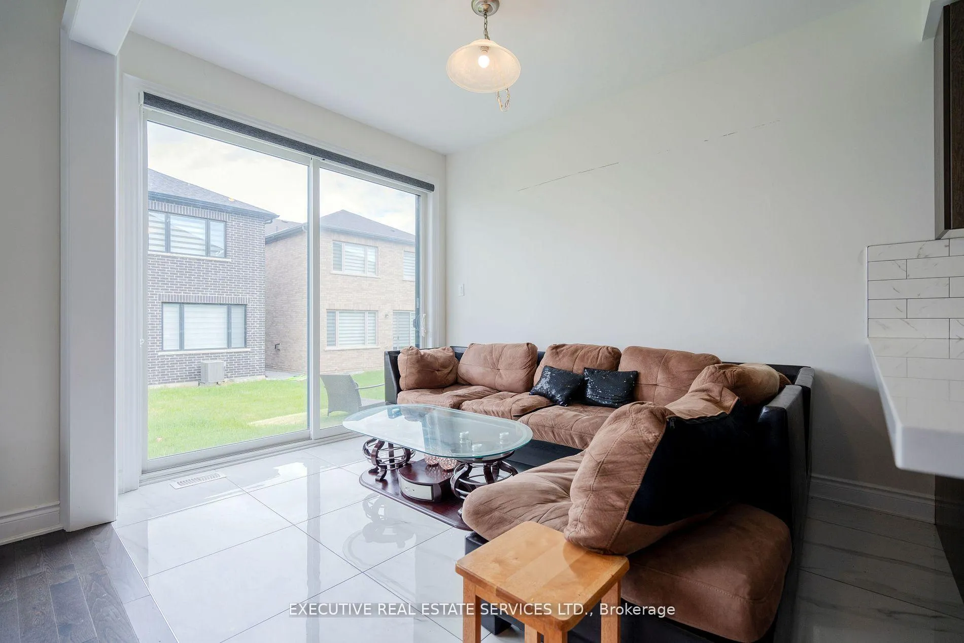 Photo 19 of 35 Moorhart Crescent, Caledon, Rural Caledon — HOMEH