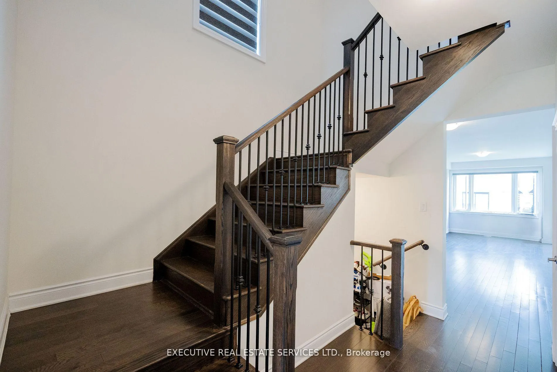 Photo 23 of 35 Moorhart Crescent, Caledon, Rural Caledon — HOMEH