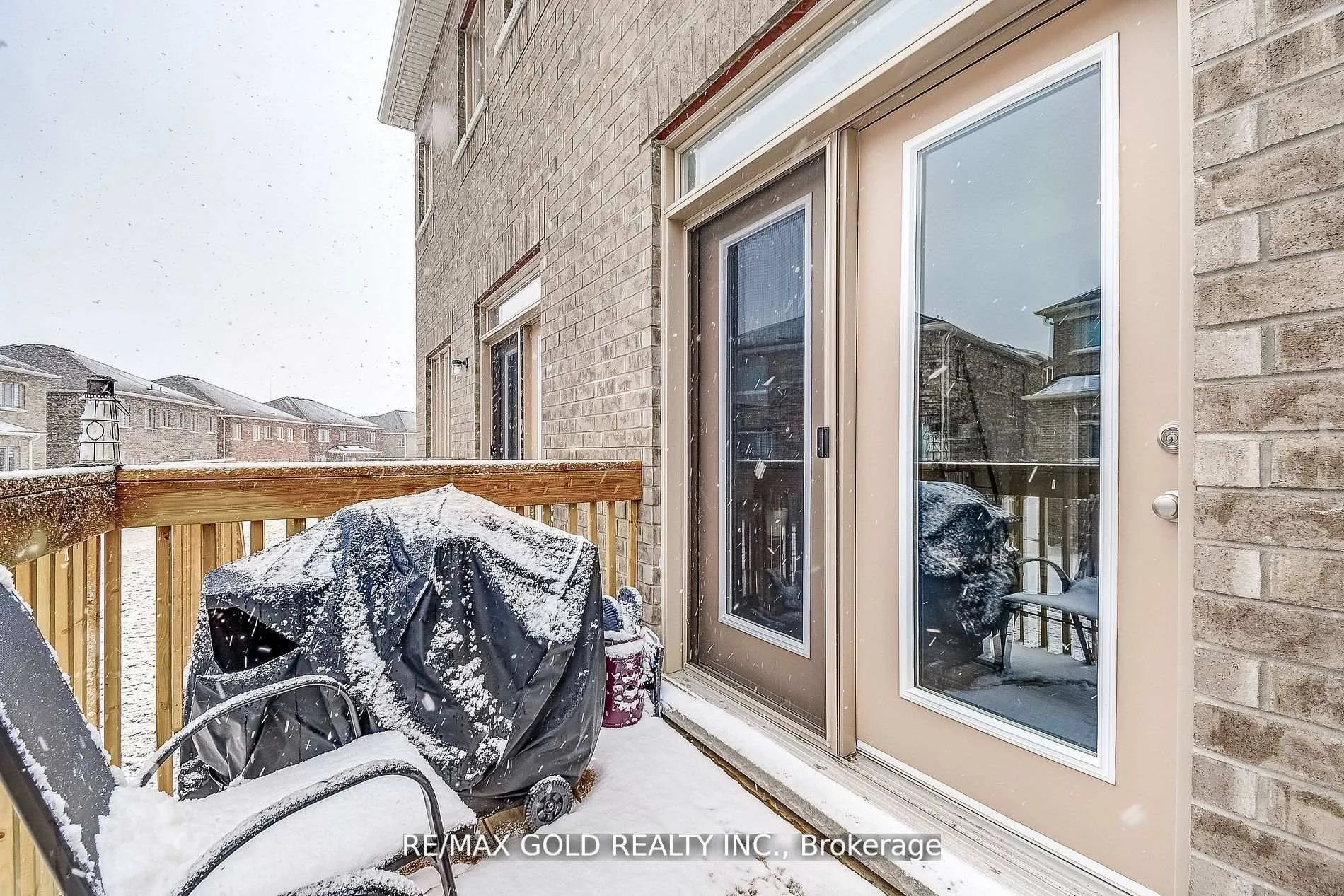 Photo 36 of 40 Silver Meadow Gardens, Hamilton, Waterdown — HOMEH