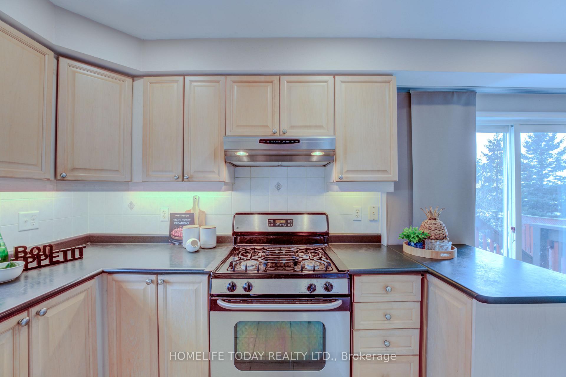 Photo 12 of 38 Telford Street, Ajax, Northwest Ajax — HOMEH
