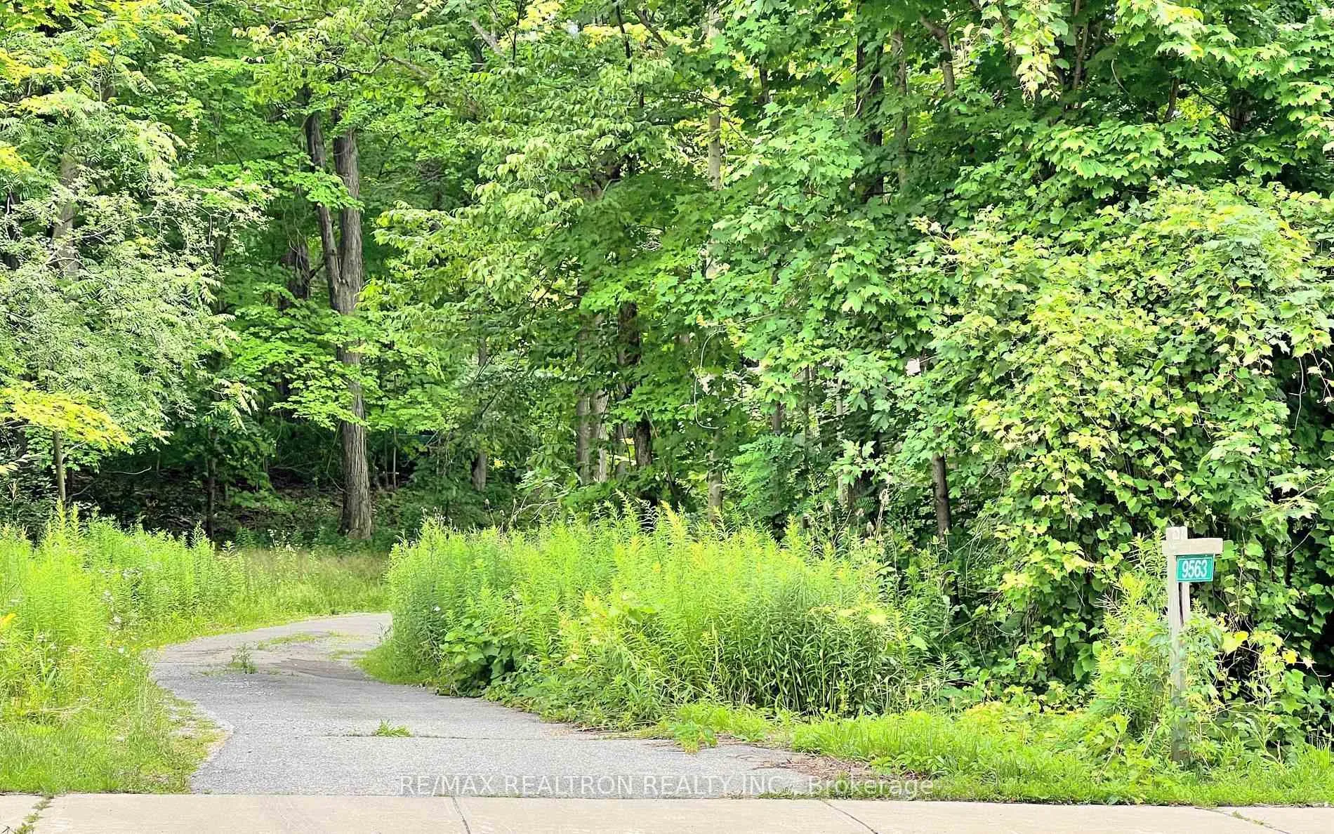Photo 3 of 9563 Warden Avenue, Markham, Devil's Elbow — HOMEH