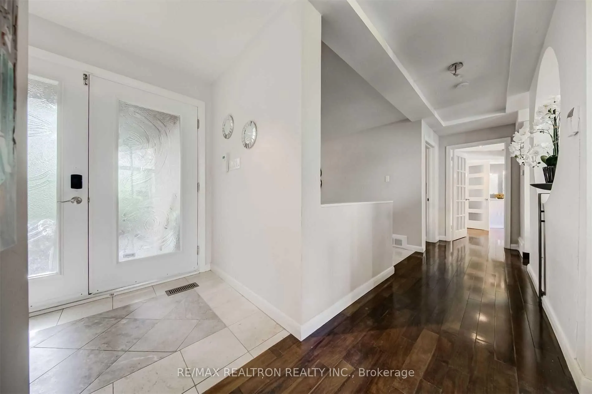 Photo 6 of 9563 Warden Avenue, Markham, Devil's Elbow — HOMEH