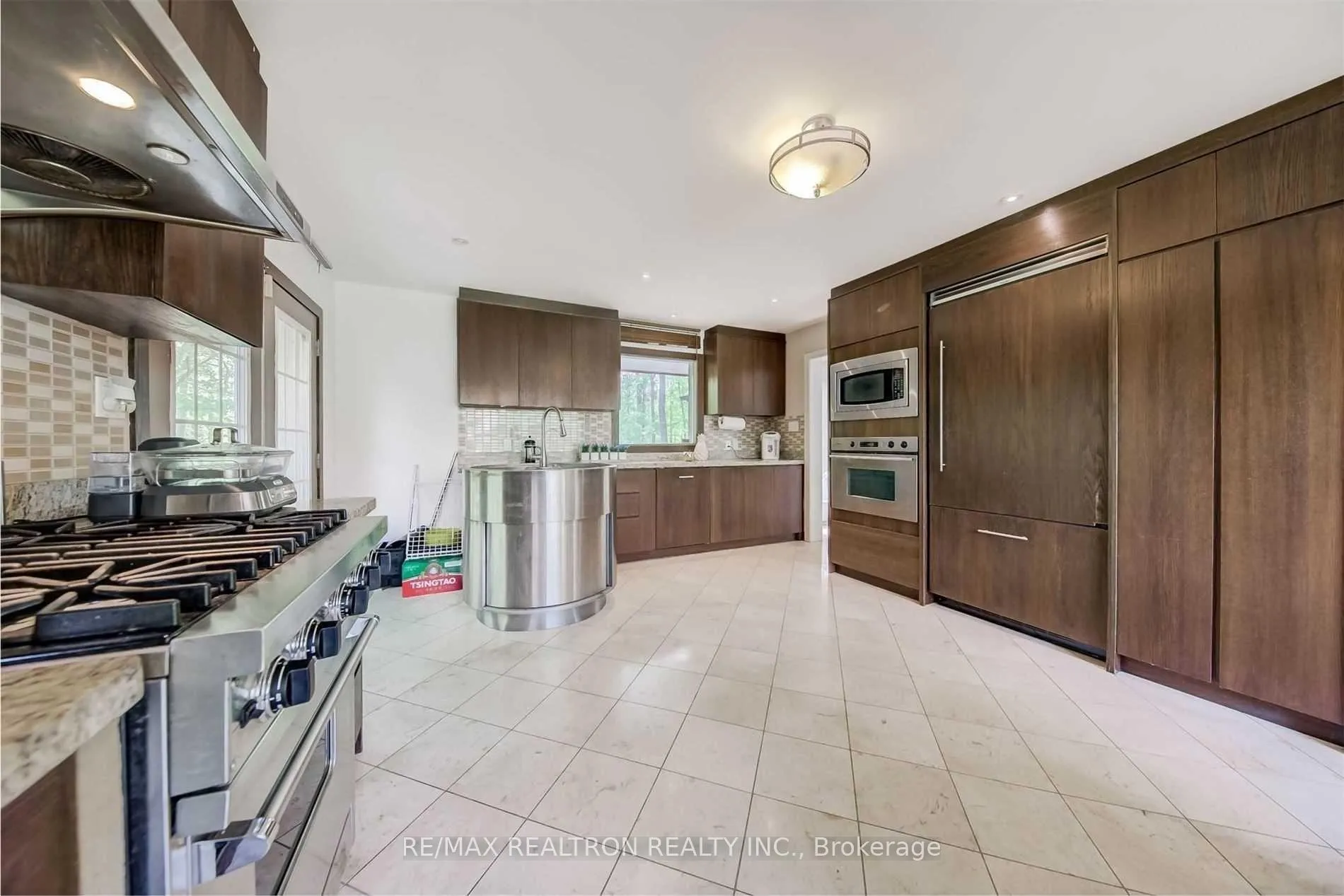 Photo 7 of 9563 Warden Avenue, Markham, Devil's Elbow — HOMEH