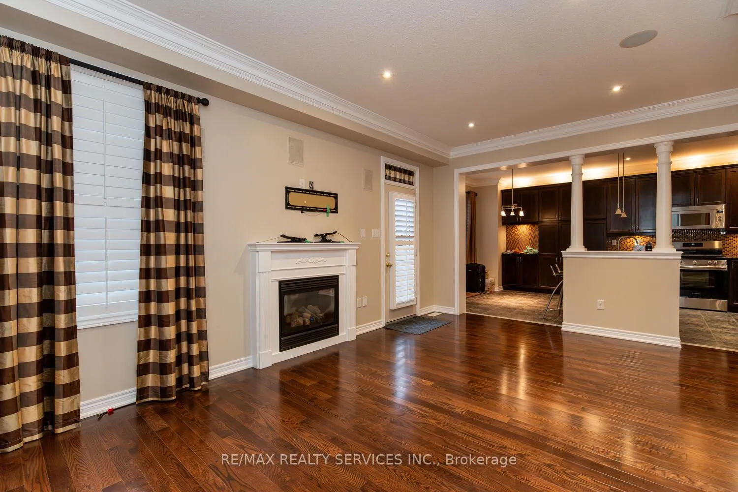 Photo 16 of 21 Whitbread Crescent, Ajax, Northeast Ajax — HOMEH
