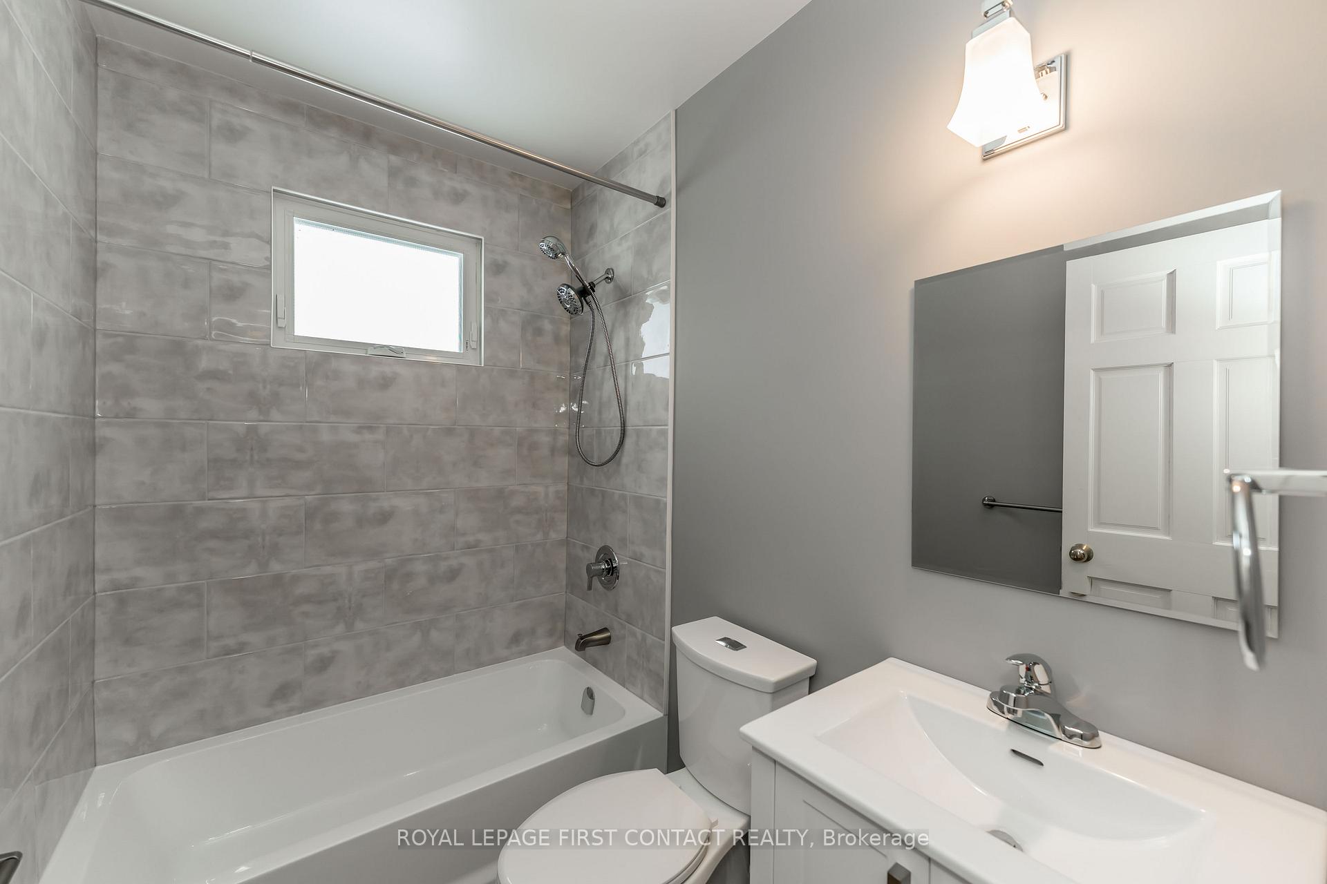 Photo 18 of 39 Sandsprings Crescent, Essa, Angus — HOMEH