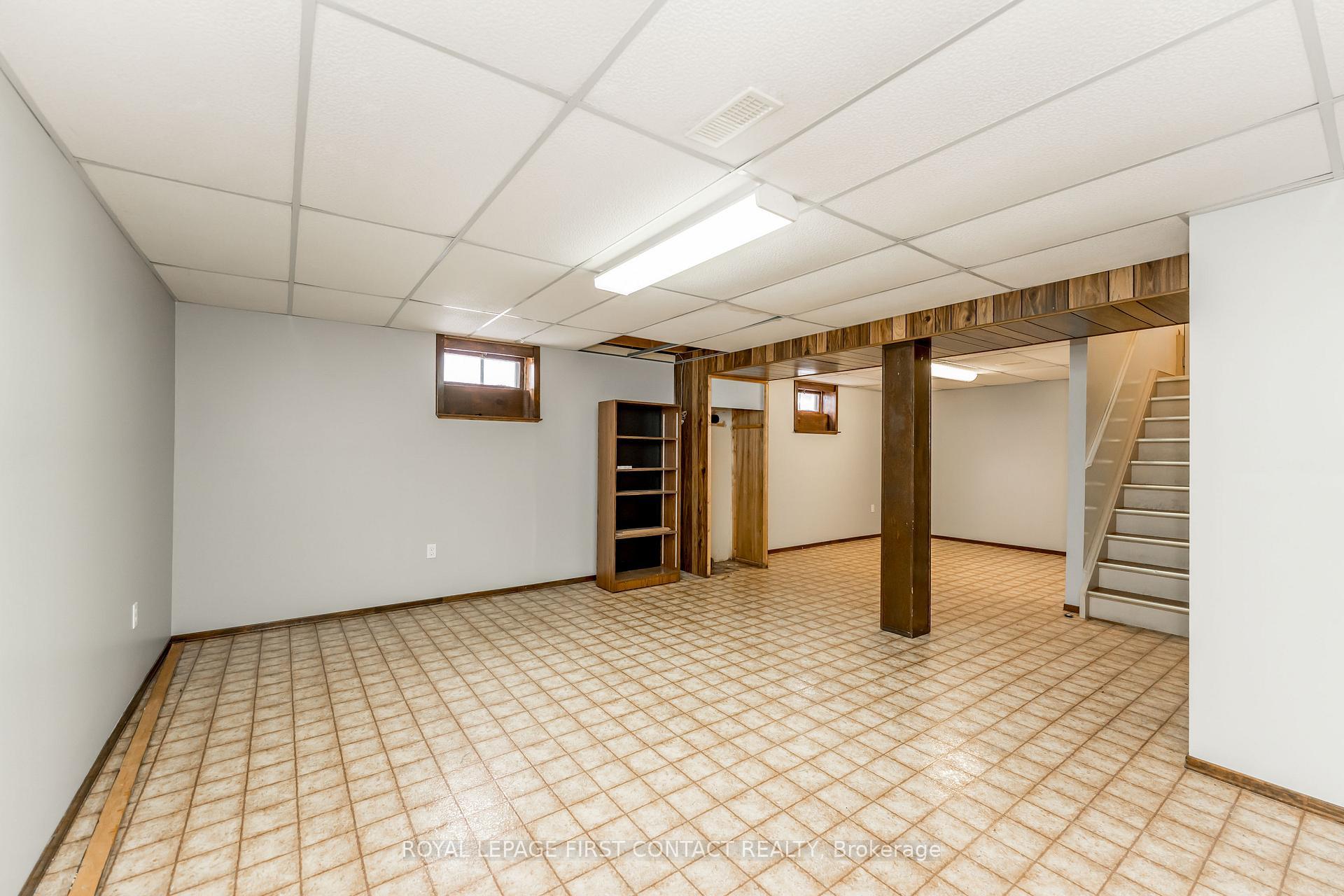 Photo 23 of 39 Sandsprings Crescent, Essa, Angus — HOMEH