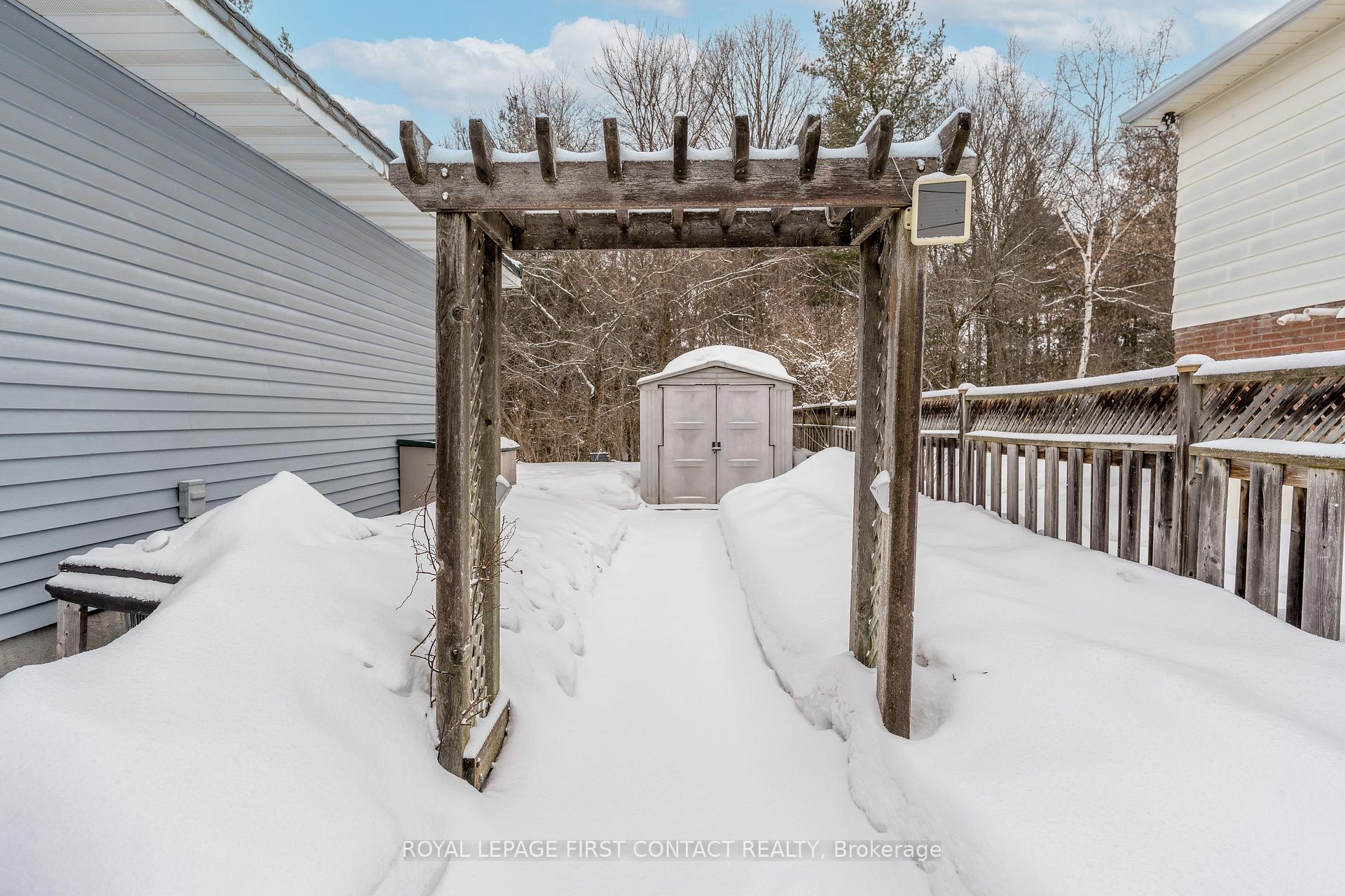 Photo 29 of 39 Sandsprings Crescent, Essa, Angus — HOMEH