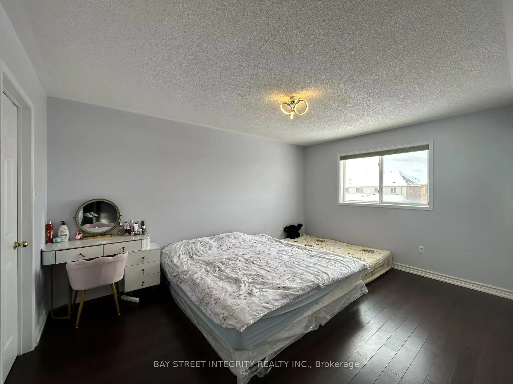 Photo 9 of 22 Anita Drive, Markham, Village Green-South Unionville — HOMEH
