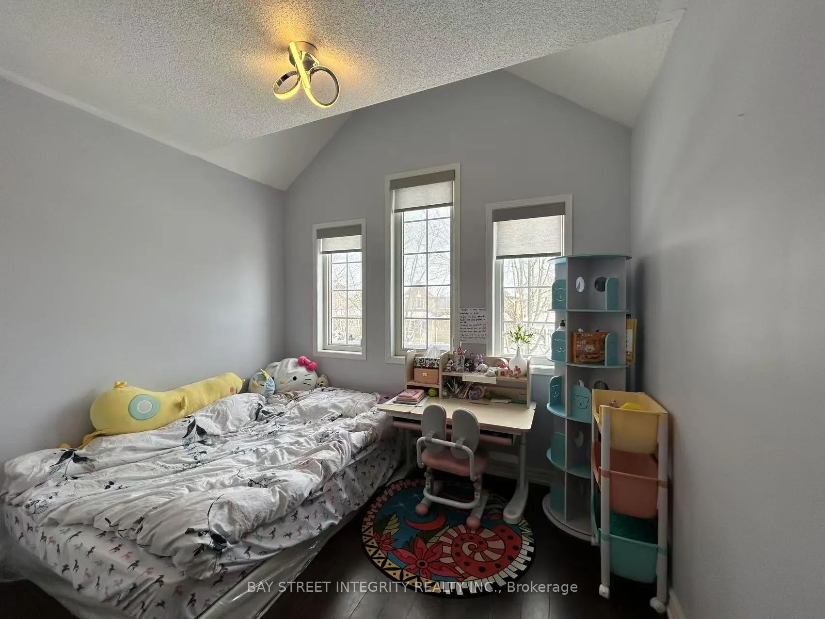 Photo 12 of 22 Anita Drive, Markham, Village Green-South Unionville — HOMEH