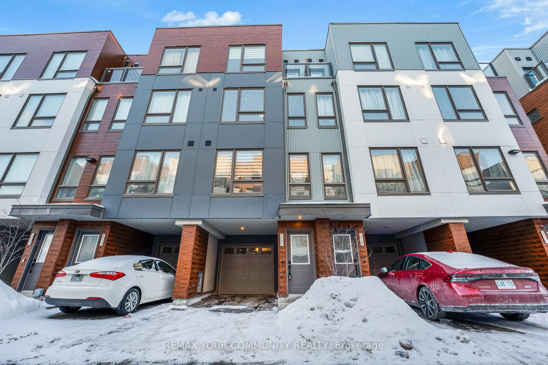 Photo 1 of 1721 Pleasure Valley Path, Oshawa, Samac — HOMEH
