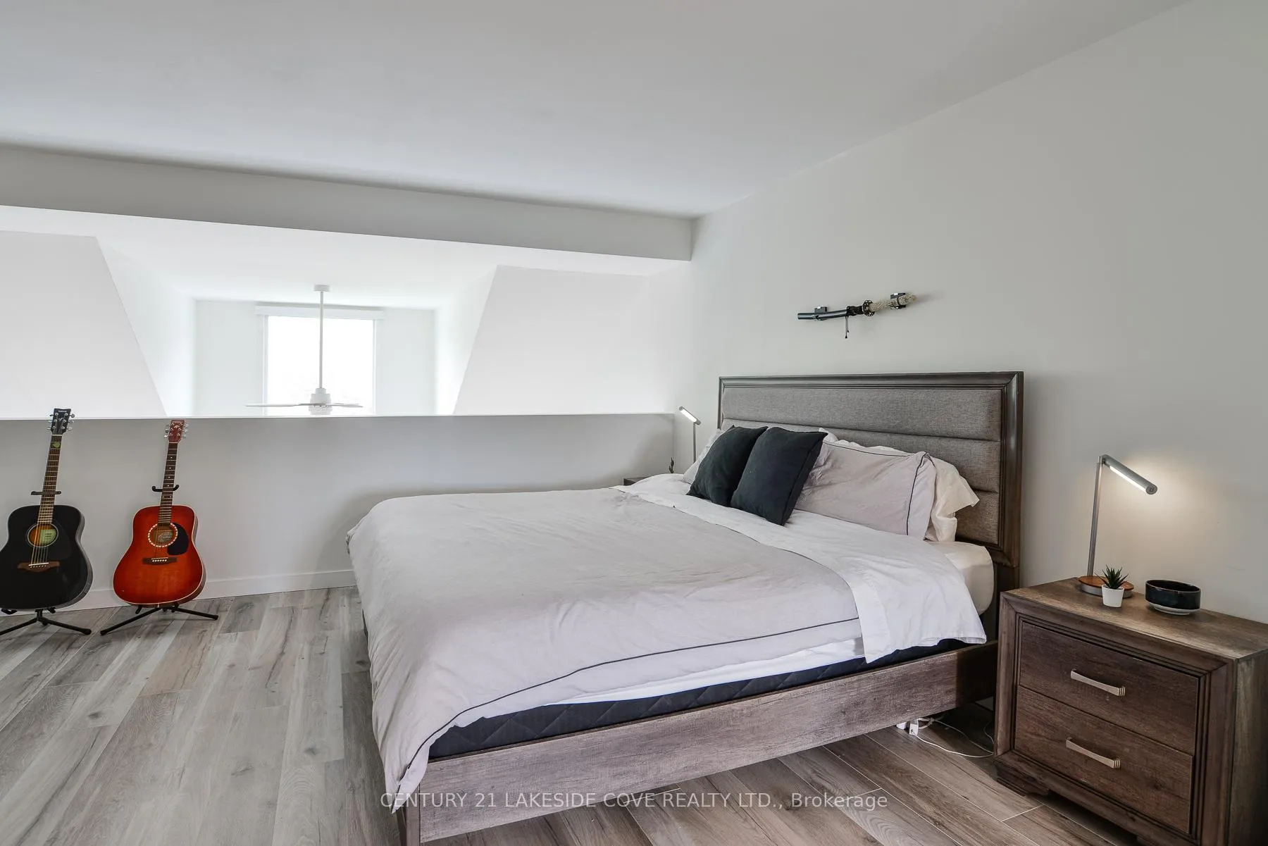 Photo 17 of Unit Unit 13, 31 Laguna Parkway, Ramara, Brechin — HOMEH