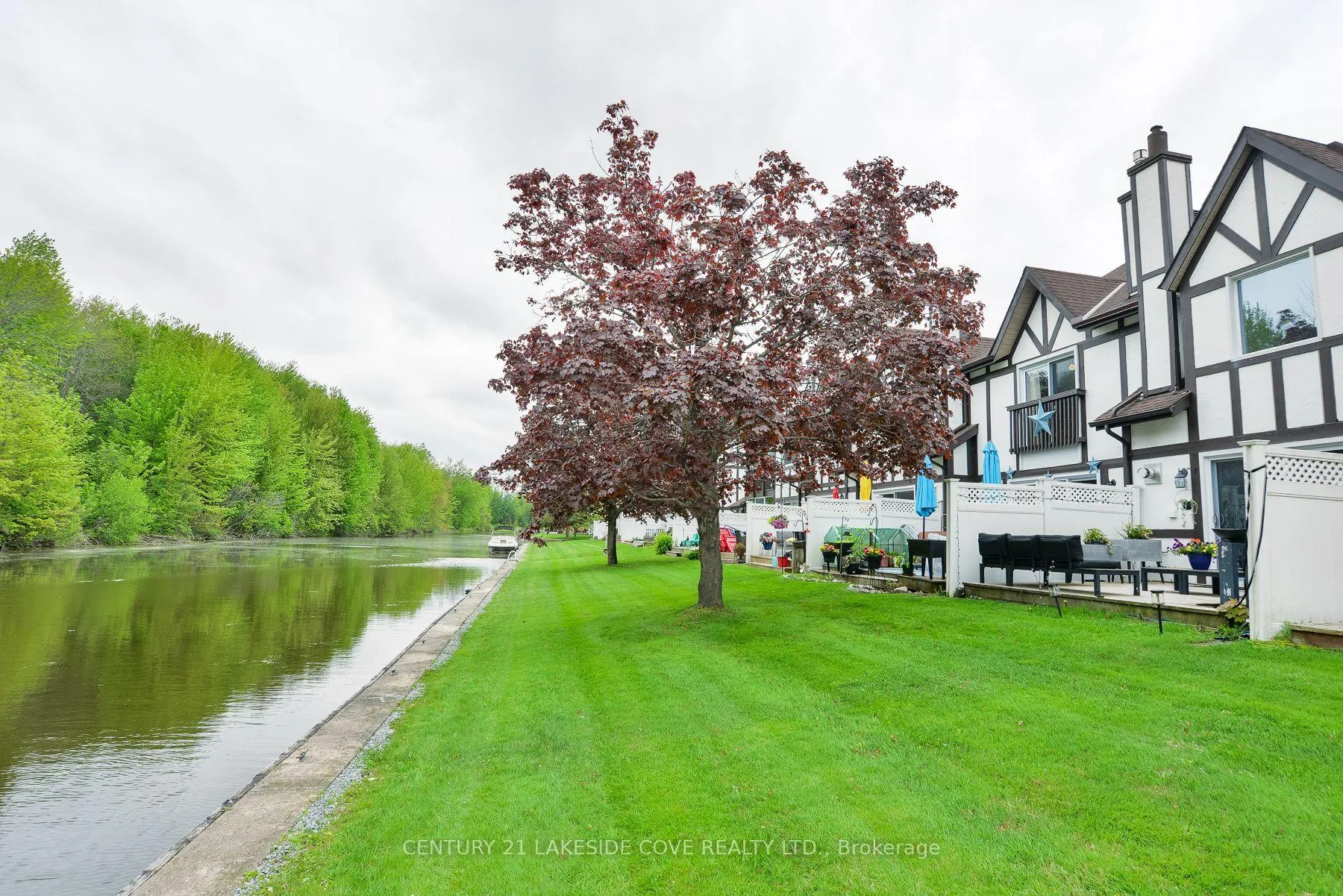 Photo 28 of Unit Unit 13, 31 Laguna Parkway, Ramara, Brechin — HOMEH